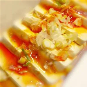 豆腐サラダ