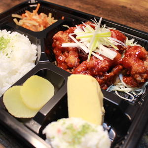 ヤンニョムチキン弁当