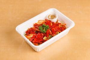 チキンピリ辛サラダ - Spicy Chicken Salad