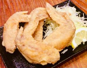 手羽先の塩唐揚げ/4個入