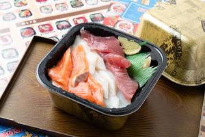 丼丸 三色丼