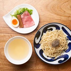 昆布だしで食べる特製つけめん