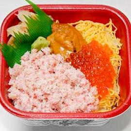 丼丸 カニウニイクラ丼