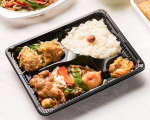 八宝菜、唐揚げ弁当