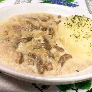 ビーフストロガノフマッシュポテト