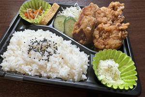 唐揚げ弁当
