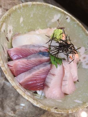 海鮮丼 上