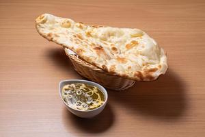ランチボックス アルパルクカレー(ナンorライス付)