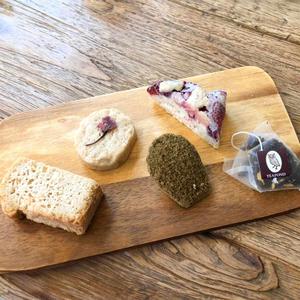 グルテンフリーのパウンドケーキ＆紅茶