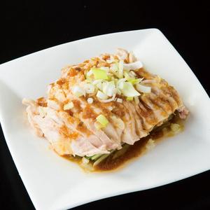 バンバンジー Shredded Chicken with Spicy Sesame Sauce