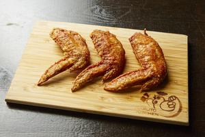 なるとキッチン 【名物】しょうが風味 手羽先ザンギ(3本)