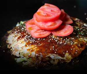 お好み焼きそば肉玉そば トマト