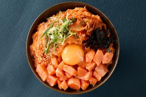 サーモン×ねぎとろの2種ユッケ丼 Salmon ＆ Negitoro Yukhoe Bowl