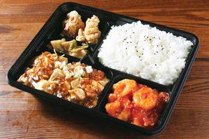 中華贅沢弁当C