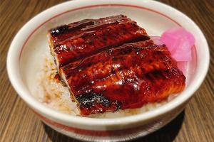 【シングル】香ばし鰻丼(鰻1切れ) [Single] Eel and rice bowl (1 slice of eel)