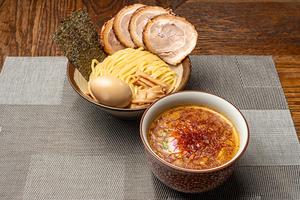 肉辛つけ麺