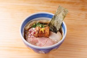 【特製】 熟成醤油 中華そば+炙りレアチャーシュー丼セット