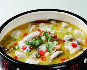 酸菜  高菜と白身魚のピリ辛煮込み