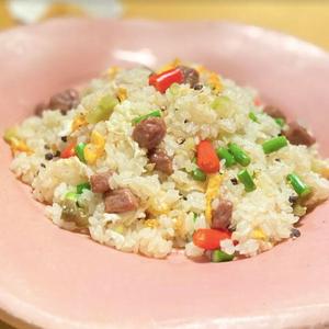 牛肉の辛み炒飯