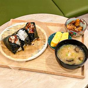 【札幌贅沢おにぎり＆味噌汁セット】