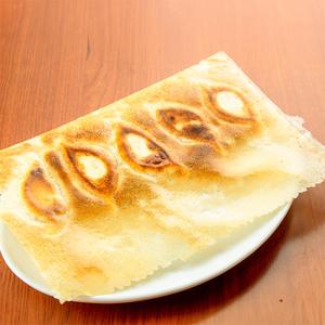羽根付き餃子