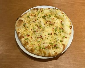 ガーリックナン - Garlic Naan