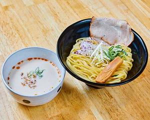 鶏白湯つけ麺