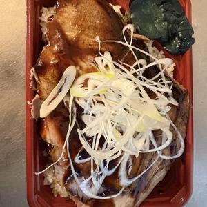 大判チャーシュー丼