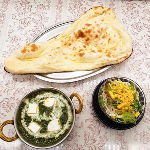 ほうれん草チーズカレー