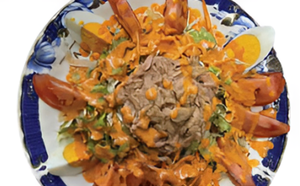 スペシャルサラダ SPECIAL SALAD
