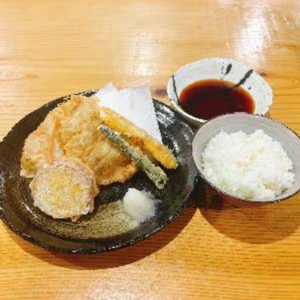 鶏天定食(鶏3・かぼちゃ1・アスパラ1・さつまいも1)【天つゆ】