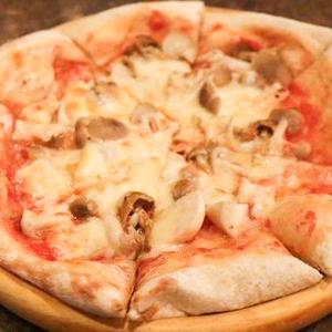 産直信州きのこのピザ