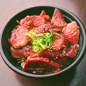 焼肉カルビ＆ハラミ丼