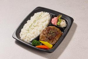 黒毛和牛100%ハンバーグ弁当 ライス大盛り
