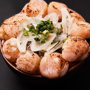 炉端のホタテ炙り丼 Roast Scallops rice bowl