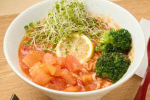 トマトラーメン TOMATO RAMEN