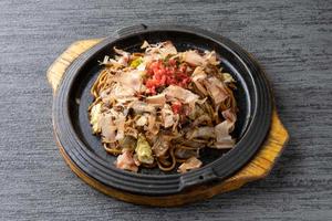 まるしょう特製ソース焼きそば