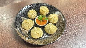Momoネパール伝統料理蒸し餃子Traditional Nepalese Steamed Dumplings