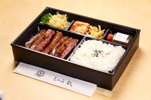 霜降りステーキ弁当(牛肉120g)