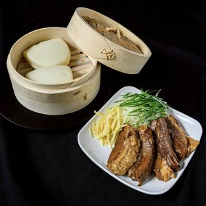 琉球角煮 中華ハンス添え