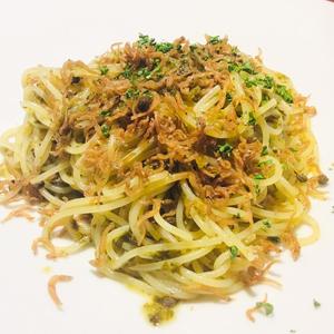 はれまのちりめん山椒と高菜のペペロンチーノ