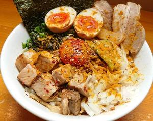 チーズカレーまぜそば