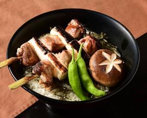 比内地鶏のやきとり丼 Hinai Chicken Yakitori Rice Bowl