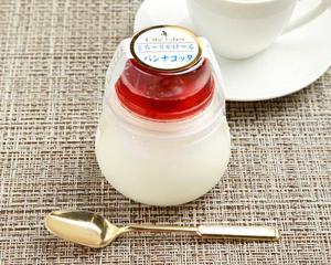 とろ～りかけ～るパンナコッタ:ストロベリー Melting Pannacotta : Strawberry
