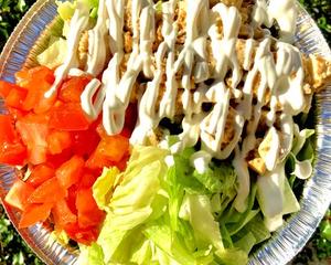 チキンオーバーサラダ・東京サイズ Chicken over Salad -Tokyo Size-