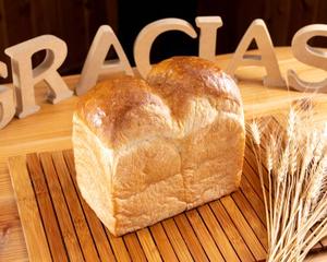ナチュラル食パン Natural Table Bread
