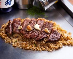 和牛ステーキガーリックそばめし Japanese Beef Steak Garlic Noodle Rice