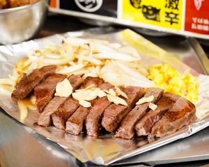 和牛ステーキ+淡路タマネギ添え Japanese Beef Steak + Awaji Onion Toppings