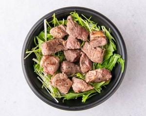 プライムビーフサイコロステーキ丼 Prime Cubed Beef Steak Rice Bowl