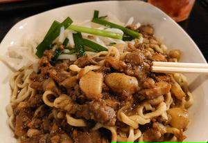 ザ・台湾！ ルーロー麺